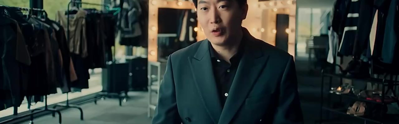 Ming：最开始有点怕Uzi，他的打法很爽，后面互相帮助成了兄弟